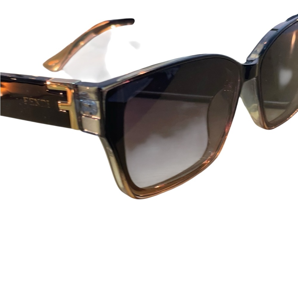 Fendi Stylish Brown Sunglasses - Picture 7 of 11